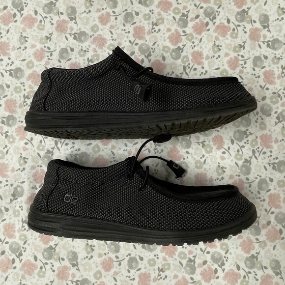 Hey Dude Slip On Shoes Men's Size 9 - Like New - Picture 4 of 11